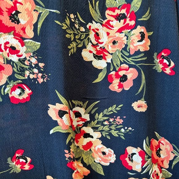 FLYNN SKYE Floral Maxi Dress - Size Small - Picture 10 of 10